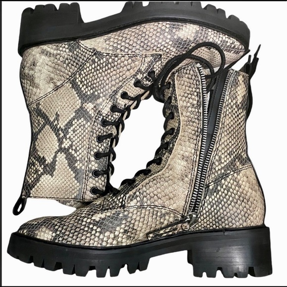 Dolce Vita Gregor Snakeprint Embossed Combat Boots sz 7 Exclusive Bloomingdale’s - Picture 2 of 6
